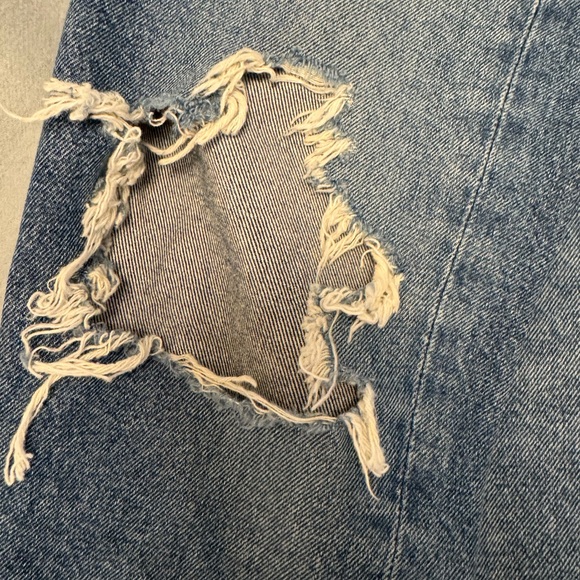Citizens of Humanity Charlotte Distressed Jeans - Picture 7 of 7